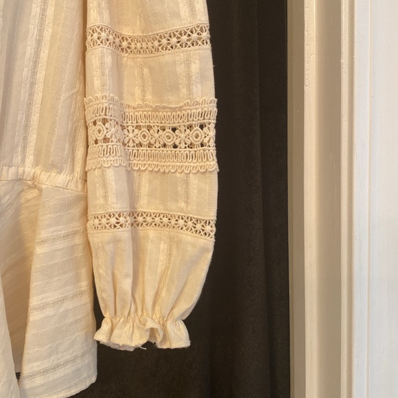 Wonderby woman’s blouse, long sleeves, size XXL. Cream color. - Picture 5 of 13